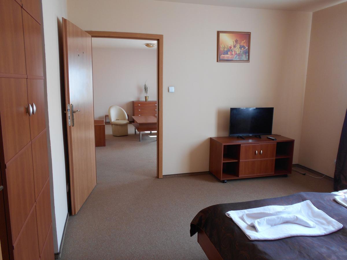 Hotel Astor Radom Kültér fotó