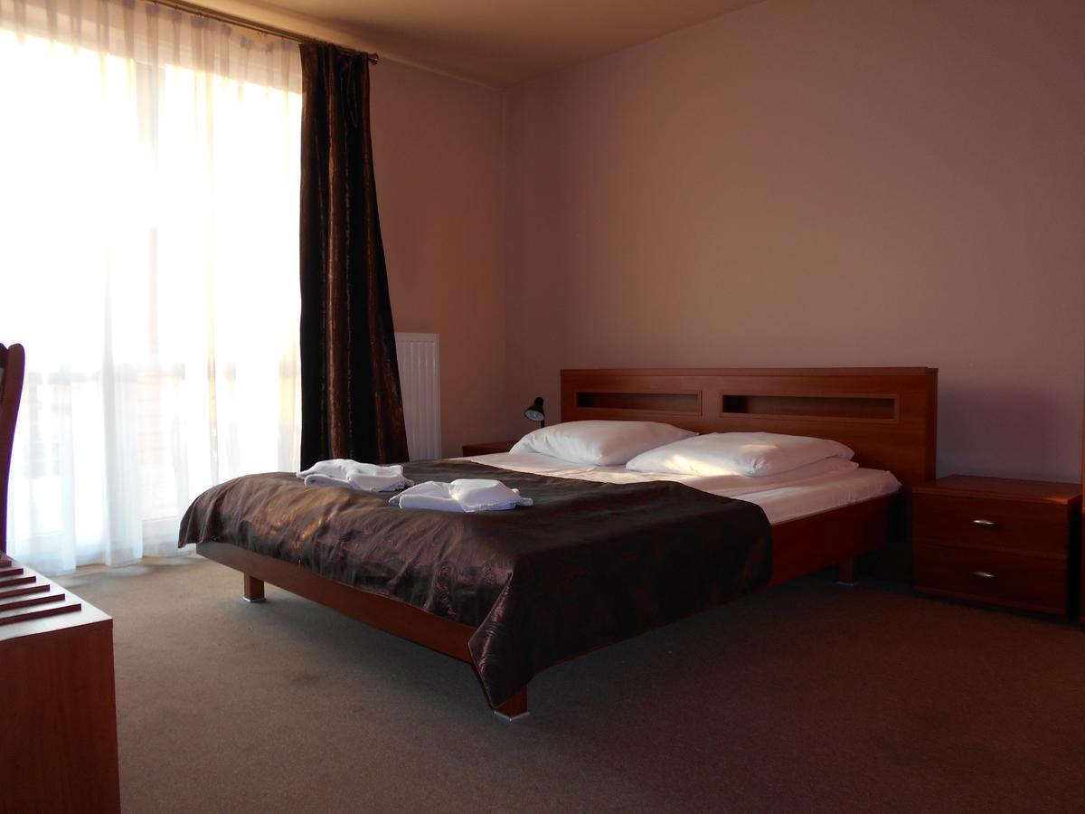 Hotel Astor Radom Kültér fotó