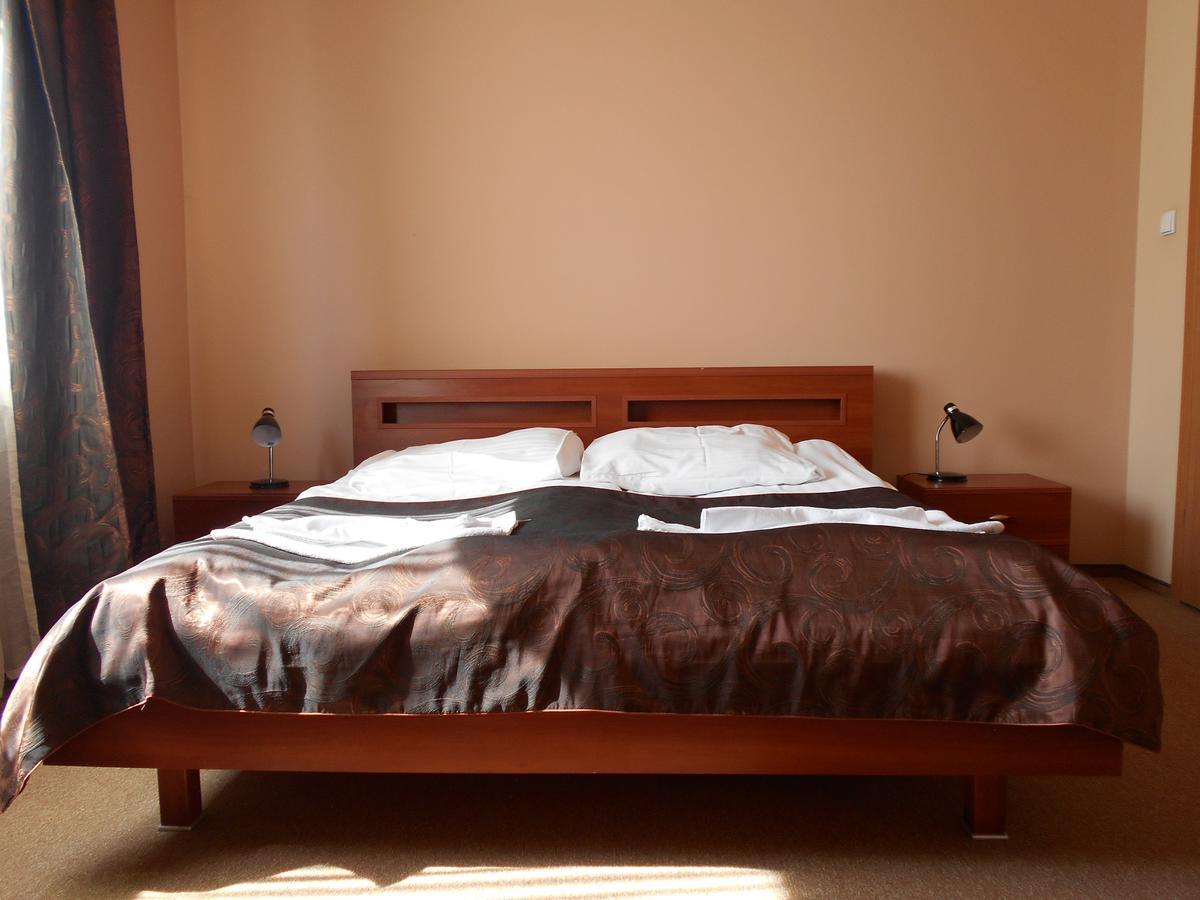 Hotel Astor Radom Kültér fotó