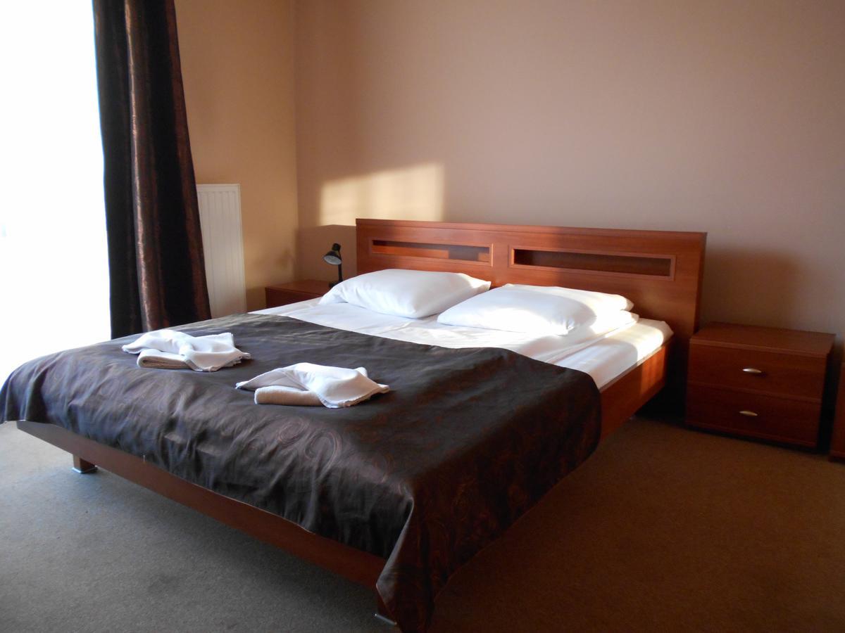Hotel Astor Radom Kültér fotó