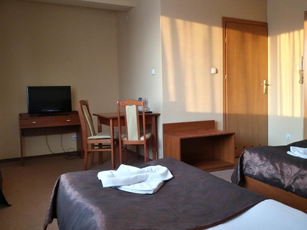 Hotel Astor Radom Kültér fotó