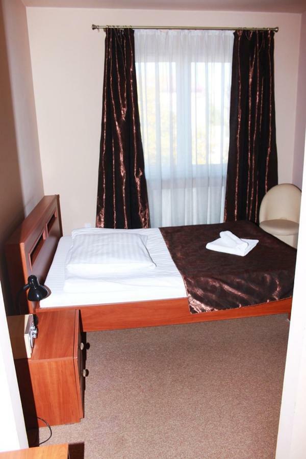 Hotel Astor Radom Kültér fotó